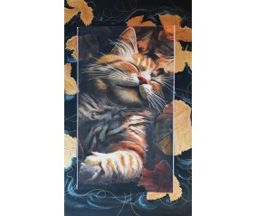 Gatto rosso con foglie